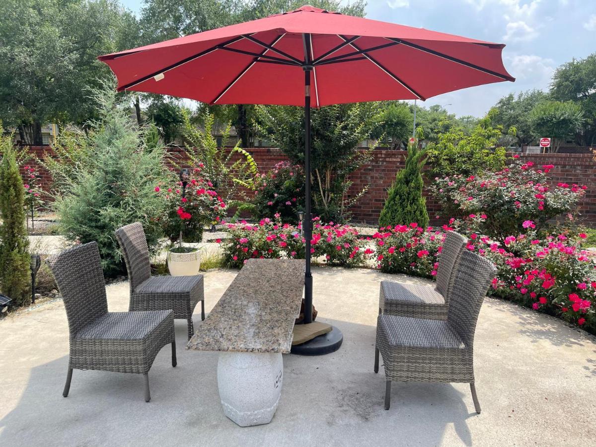 Afra Home With Huge Garden Houston, Texas Екстериор снимка