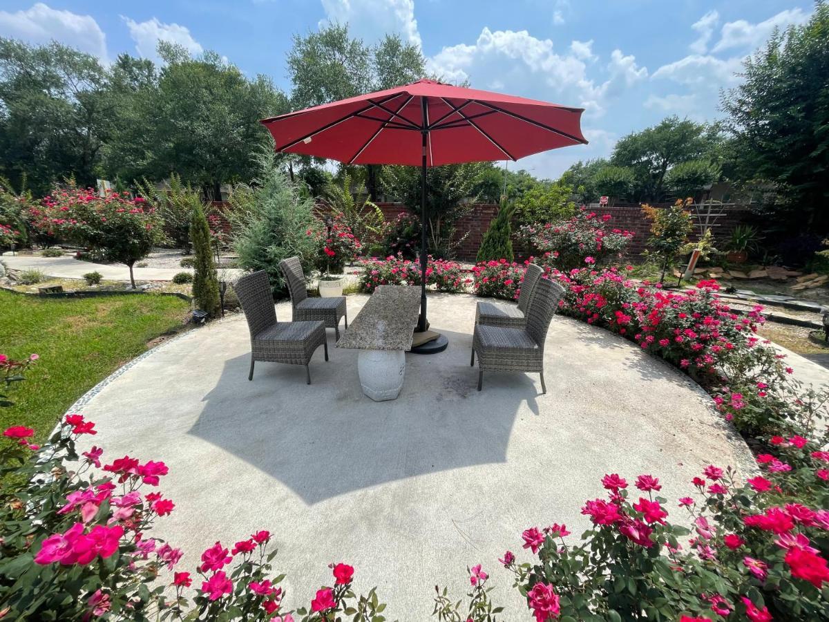 Afra Home With Huge Garden Houston, Texas Екстериор снимка